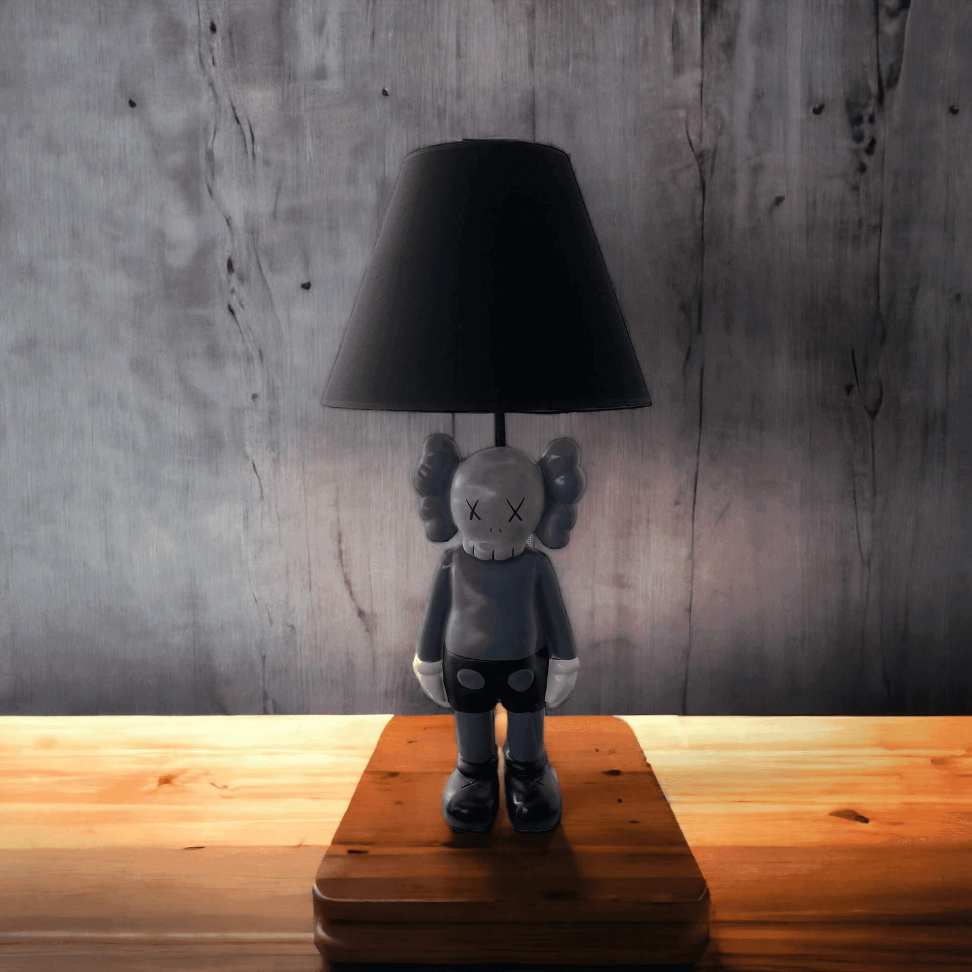 Kaws Masa Lambası 2 - vinterro