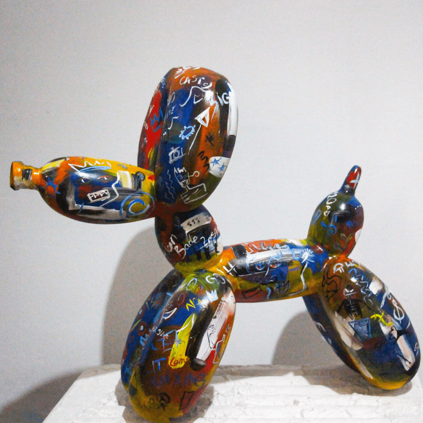 Balloon Dog – Basquiat Sculpture - vinterro