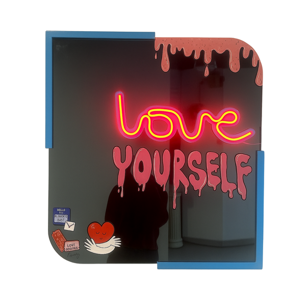 Design Wall Mirror Love Yourself