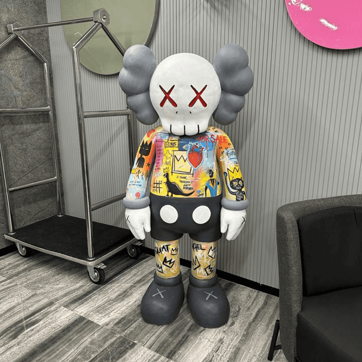 Design Basquiat Kaws Sculpture - vinterro