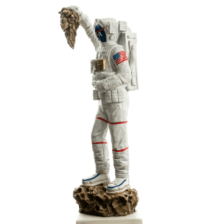 Design Medusa Astronaut Sculpture - vinterro