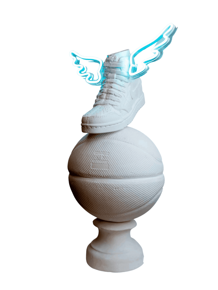 Flying basket ball Sculpture - vinterro