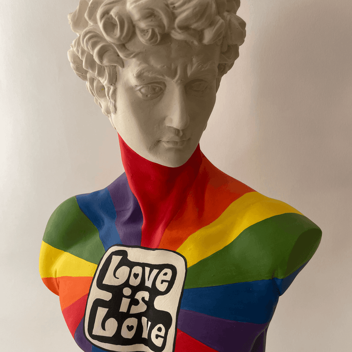 Love is Love David Sculpture - vinterro
