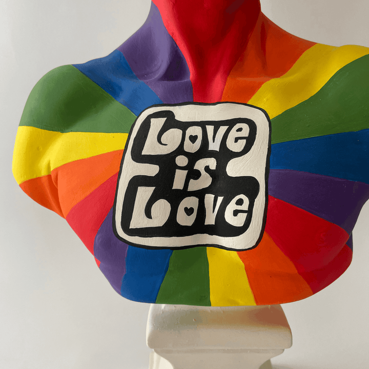 Love is Love David Sculpture - vinterro